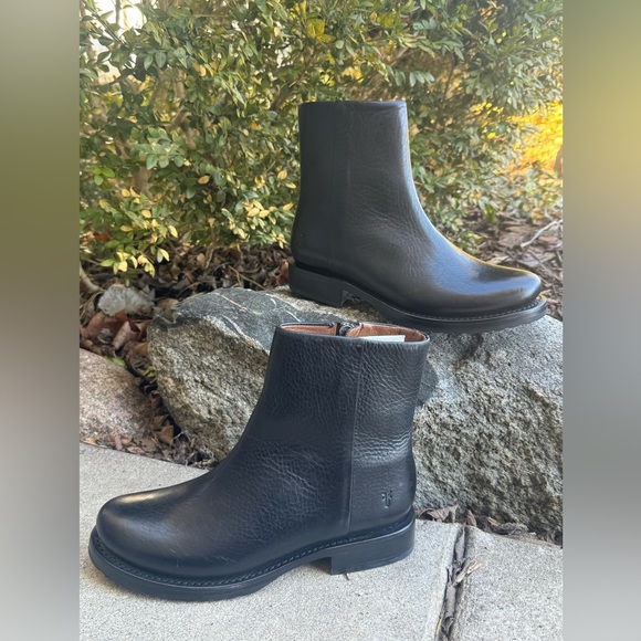 Frye Shoes - Frye Black Leather zip up  Ankle Boots nwot 7.5